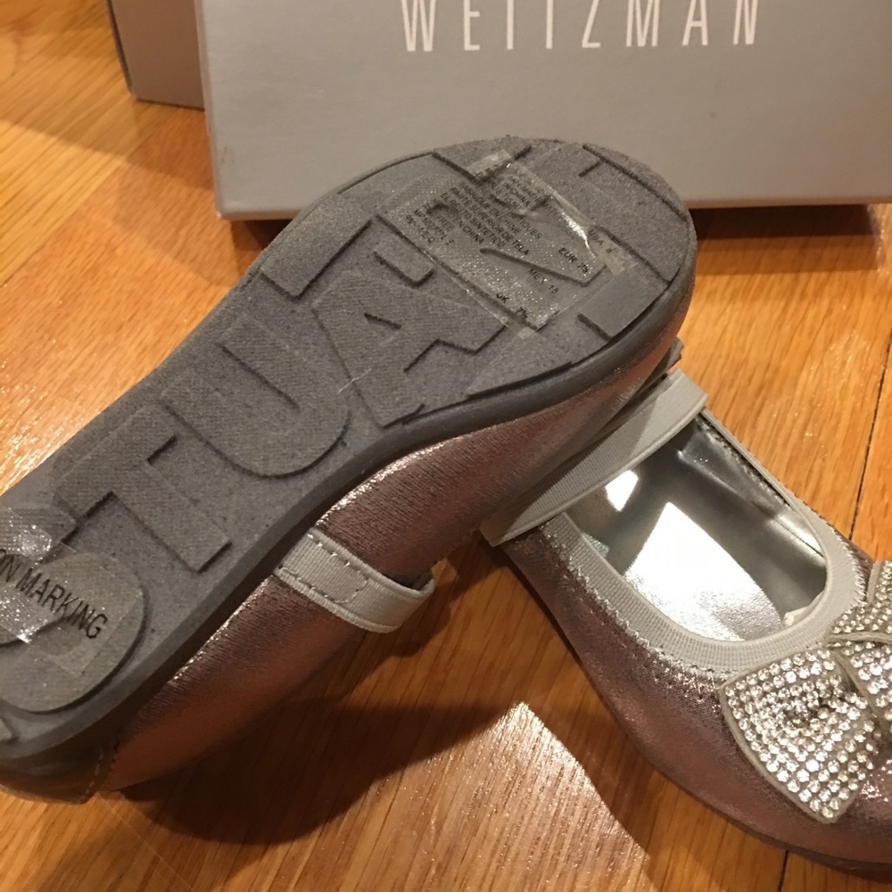 Stuart Weitzman Fannie Glitz Mary Jane Baby Shoes - Picture 10 of 13
